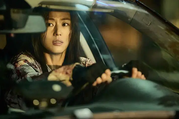《群体》未删减版太敢拍！《群体》2026韩国恐怖片全集资源在线观看，全智贤演技炸裂！